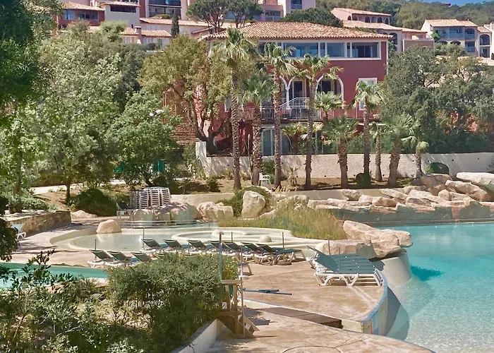 Les Restanques 2268 Glycines * Grimaud